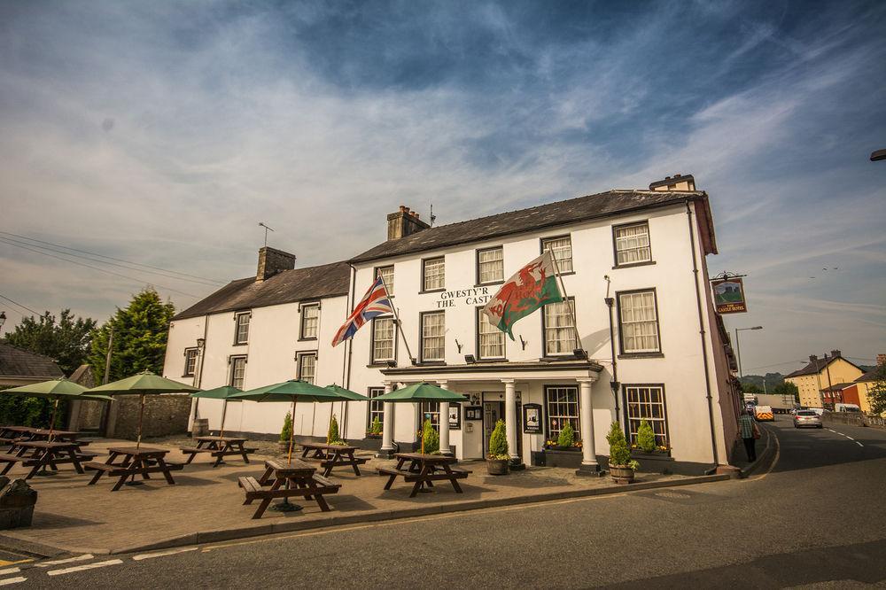The Castle Hotel Llandovery Exterior foto